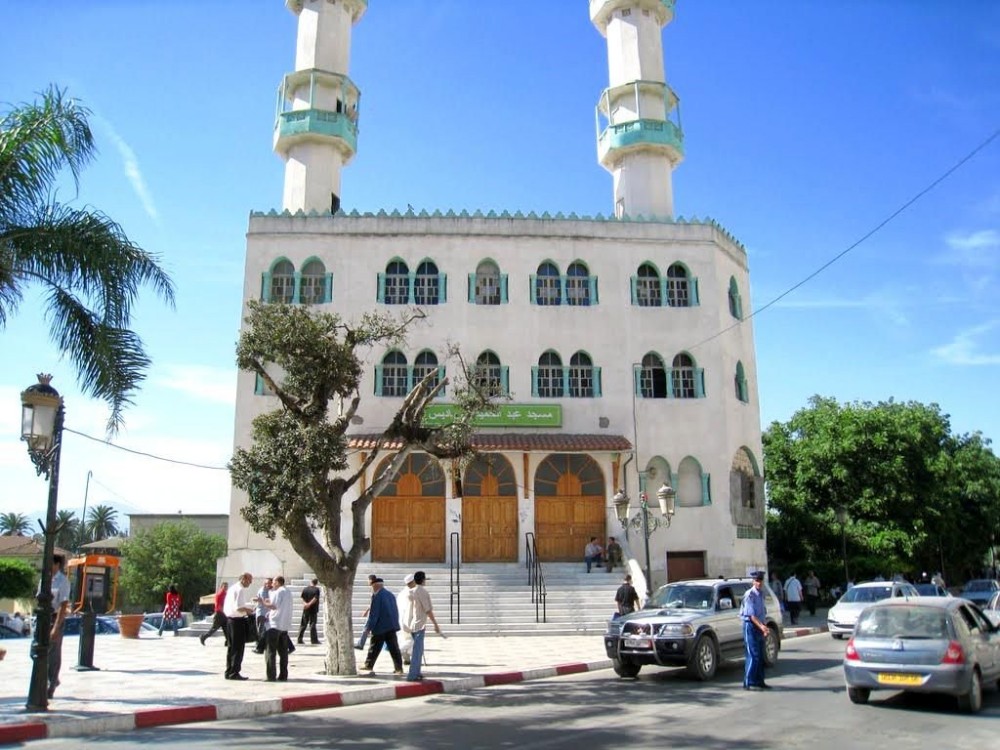 Mosquée Abdel Hamid Ibn Badis - Places, Quartiers et Jardins à Béjaïa — photo 3