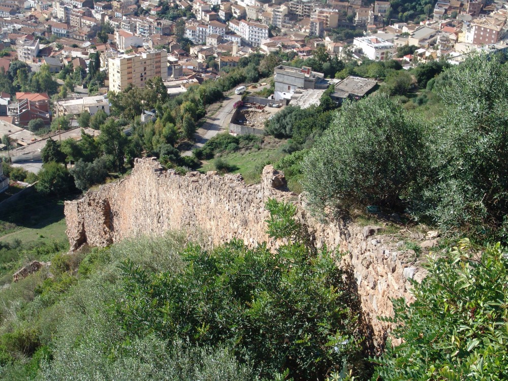 Les Remparts Hammadites - Sites Historiques et Monuments à Béjaïa — photo 4