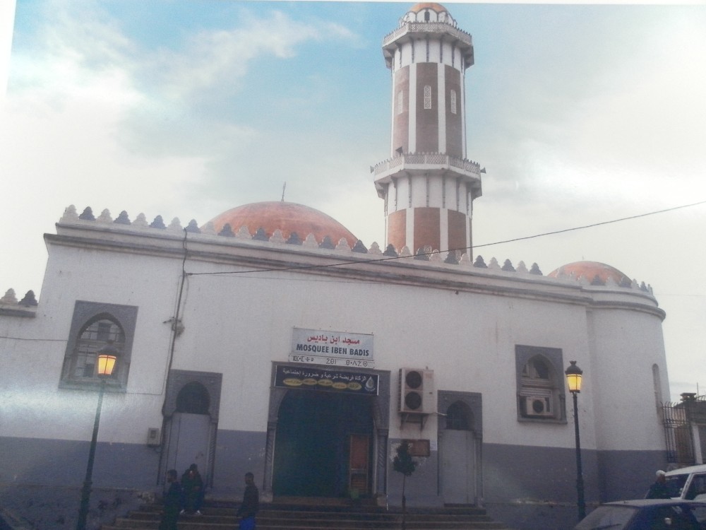 Mosquée Ibn Badis - Places, Quartiers et Jardins à Béjaïa — photo 3