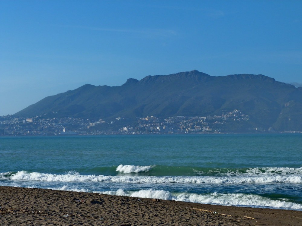 La Plage El-maghra - Plages et Ports à Béjaïa — photo 2