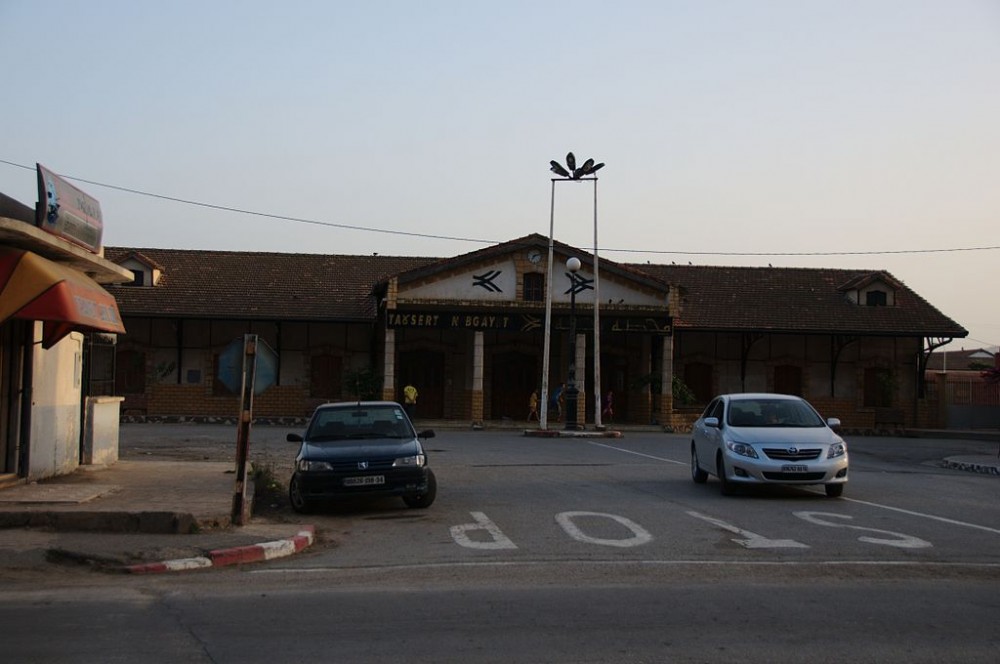 Gare Ferroviaire - Places, Quartiers et Jardins à Béjaïa — photo 2