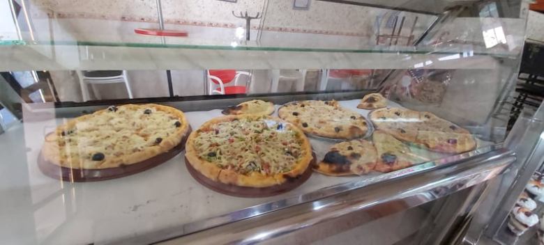 Pâtisserie Pizzeria l'escale - Ouzellaguen - Restaurant à Béjaïa — photo 7