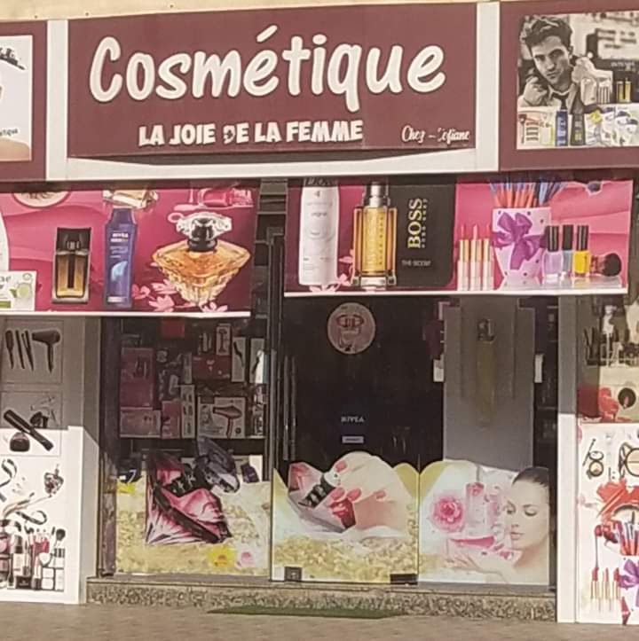 Cosmétique la joie de la femme berchiche