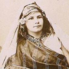 Logo Association culturelle pour la recherche et la vulgarisation des œuvres d’Isabelle Eberhardt